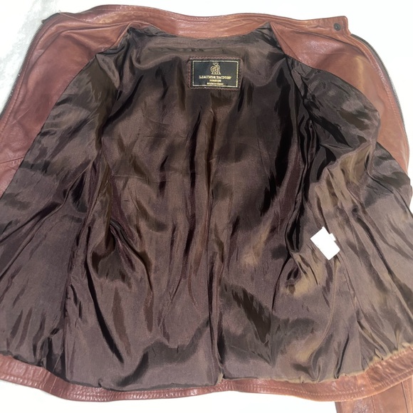 Italian Leather Jacket - Picture 4 of 5